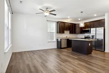 1414 Waltham LN, NEWPORT NEWS VA 23608 thumb 6