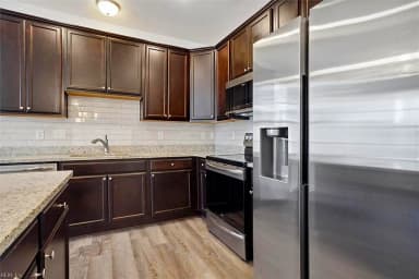 1414 Waltham LN, NEWPORT NEWS VA 23608 thumb 9
