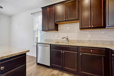 1414 Waltham LN, NEWPORT NEWS VA 23608 thumb 10