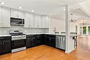 8372 Capeview AVE, NORFOLK VA 23518 thumb 11