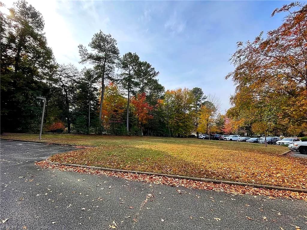 273 McLaws CIR, WILLIAMSBURG VA 23185 - Photo 3