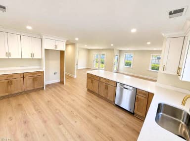 2217 Covered Bridge WAY, VIRGINIA BEACH VA 23454 thumb 3