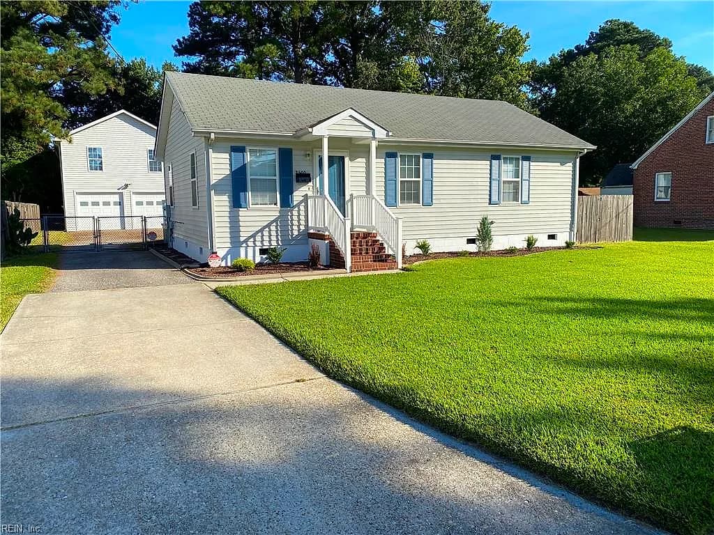 2500 Greenwood DR, PORTSMOUTH VA 23702 - Photo 2
