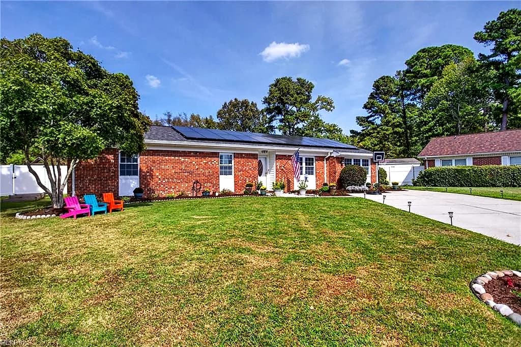444 Beverly PL, VIRGINIA BEACH VA 23452 - Photo 4