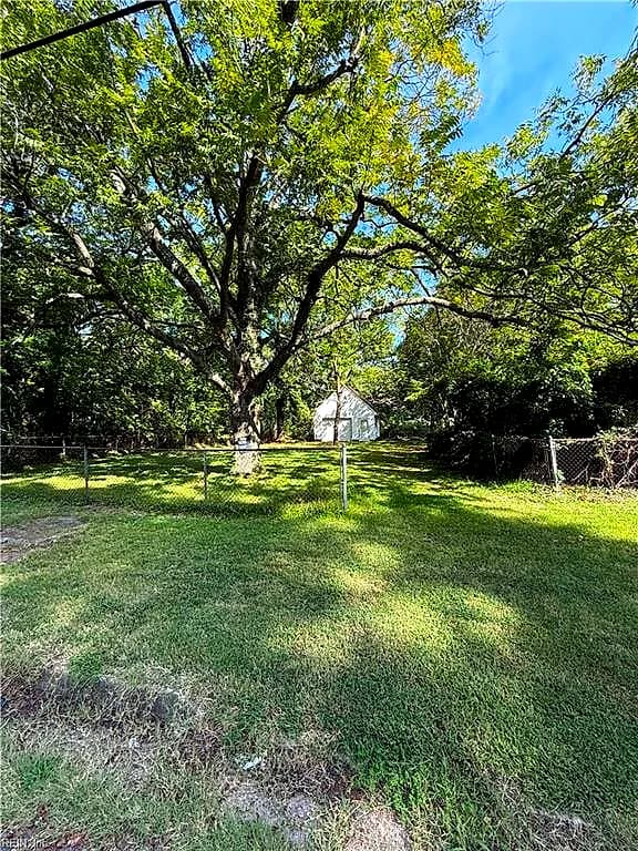 3916 South ST, PORTSMOUTH VA 23707 - Photo 3