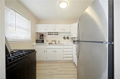 3349 Ridgefield DR, NORFOLK VA 23518 thumb 10