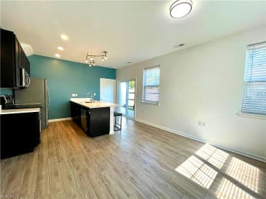 2840 Baldwin DR, CHESAPEAKE VA 23321 thumb 4