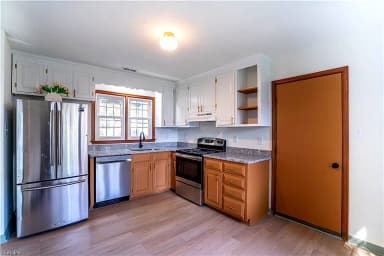 19 Lake Field XING, HAMPTON VA 23666 thumb 9