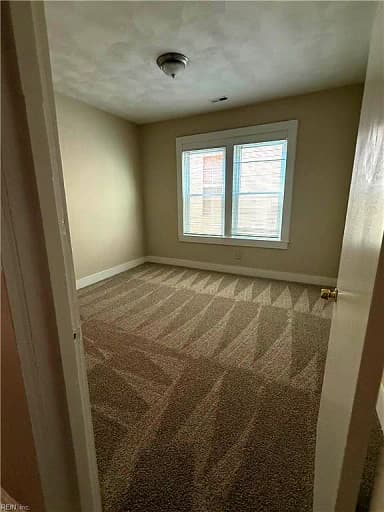410 W 31st ST #B, NORFOLK VA 23508 thumb 6