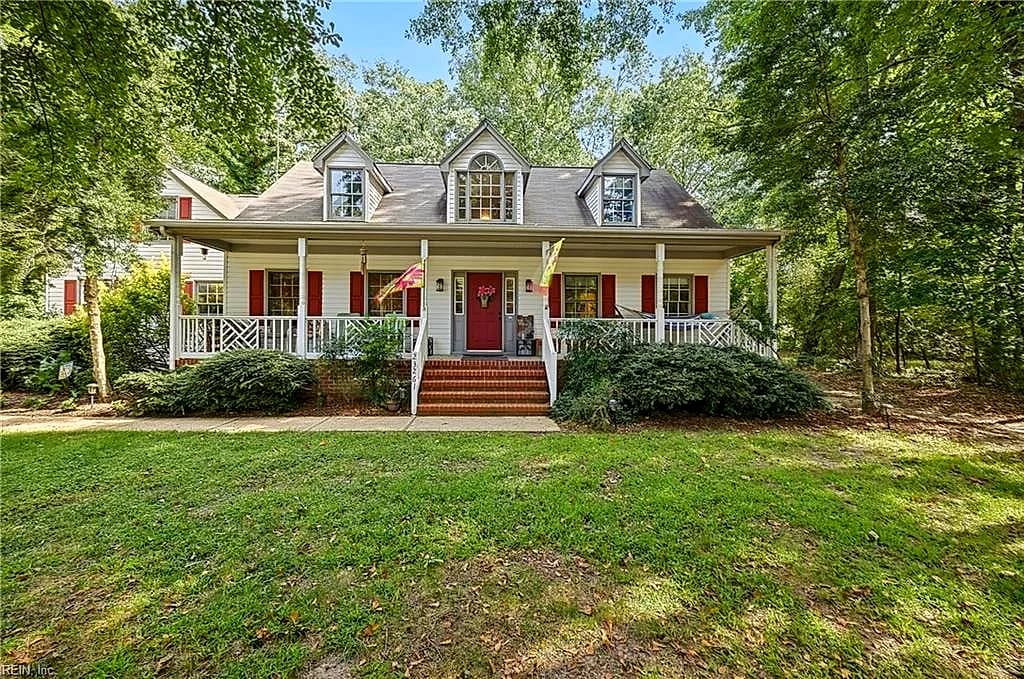 23261 Tara CT, CARROLLTON VA 23314 - Photo 2