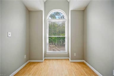 449 E Lake CIR, CHESAPEAKE VA 23322 thumb 10