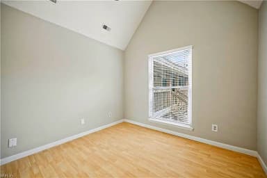 449 E Lake CIR, CHESAPEAKE VA 23322 thumb 11