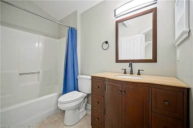 449 E Lake CIR, CHESAPEAKE VA 23322 thumb 9