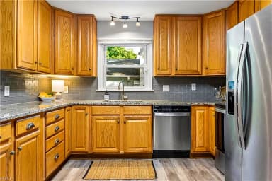 688 Village Green PW, NEWPORT NEWS VA 23602 thumb 6