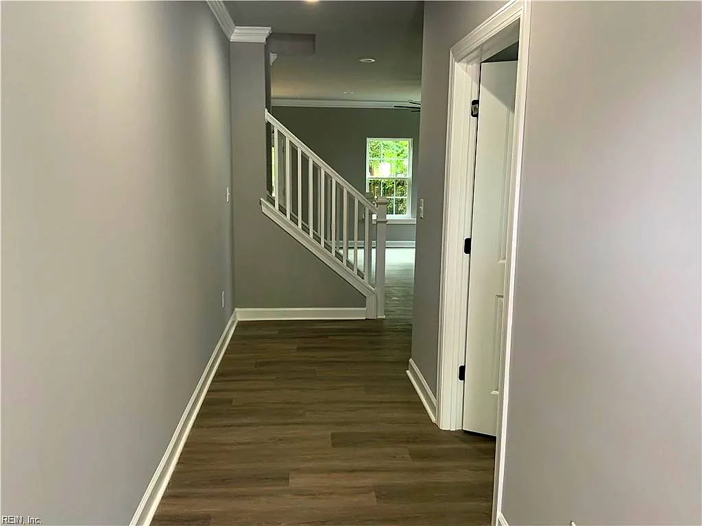 830 31st ST, NEWPORT NEWS VA 23607 - Photo 3