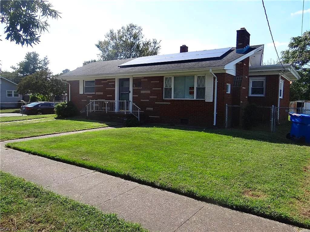 118 Woodstock ST, PORTSMOUTH VA 23701 - Photo 4