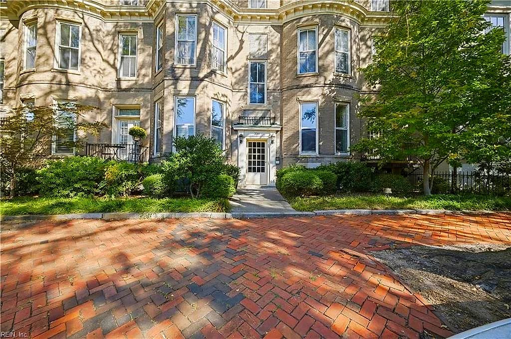 338 W Freemason ST #1, NORFOLK VA 23510 - Main photo