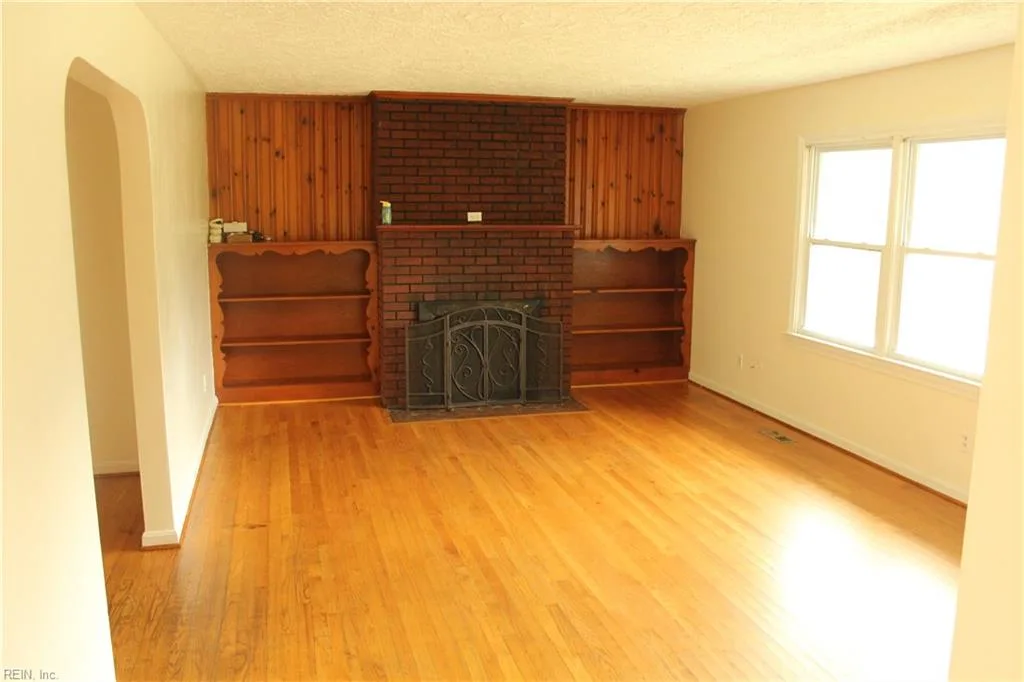 1805 Broadstreet RD, HAMPTON VA 23666 - Photo 5