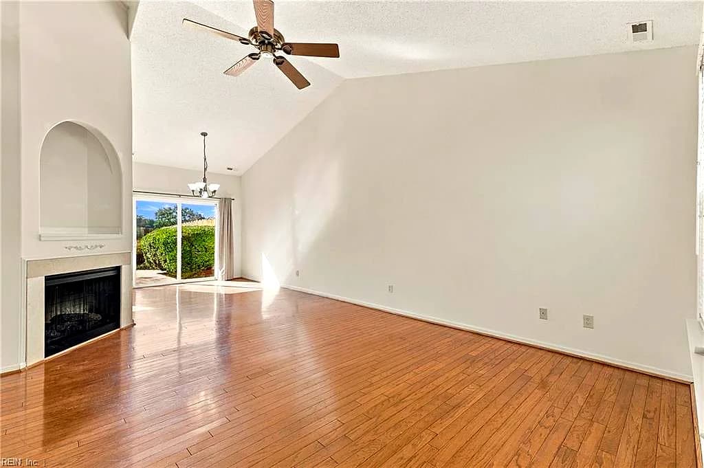 104 Bishops RCH, SMITHFIELD VA 23430 - Photo 3