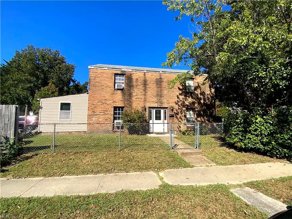601 Red Horse Ln LN, VIRGINIA BEACH VA 23462 - Photo 2