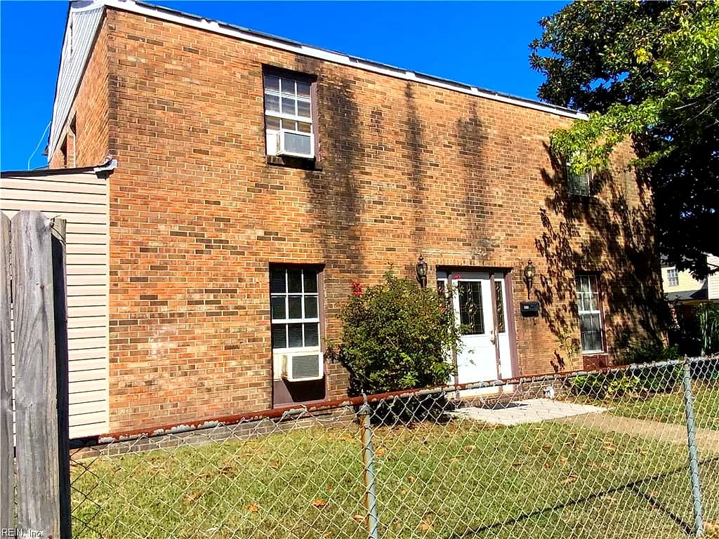 601 Red Horse Ln LN, VIRGINIA BEACH VA 23462 - Photo 4