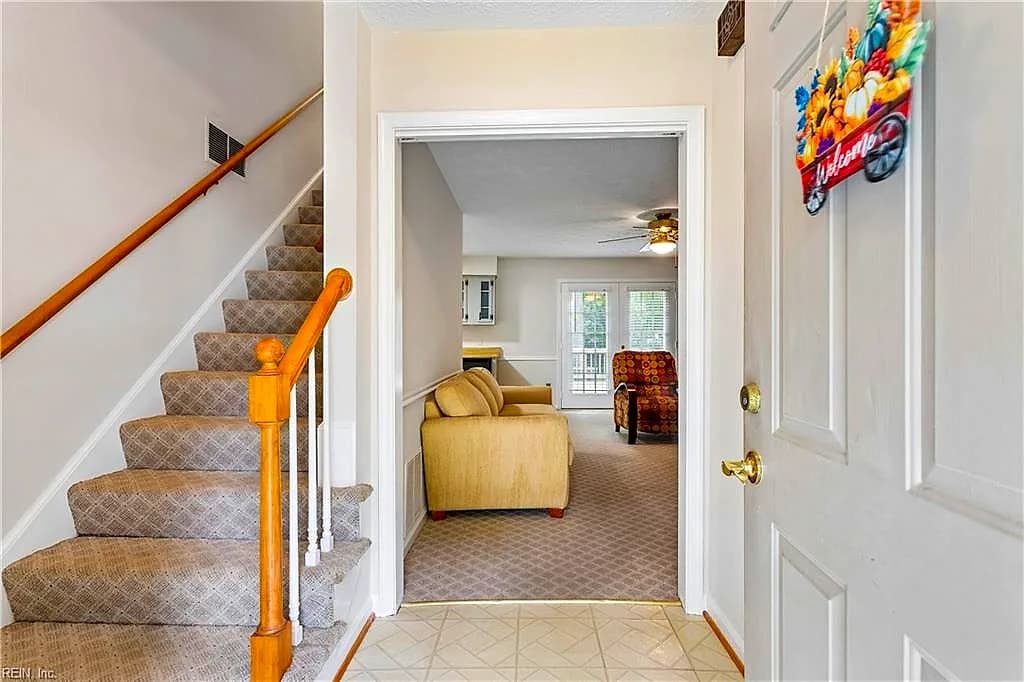 615 Valley Forge DR, NEWPORT NEWS VA 23602 - Photo 4