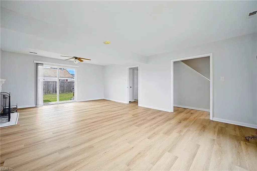 10 Harrogate LN, HAMPTON VA 23666 - Photo 5