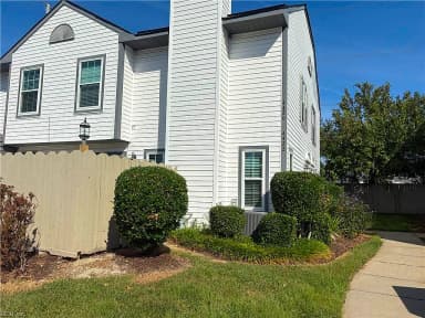 4422 Segovia CT, VIRGINIA BEACH VA 23462 thumb 2