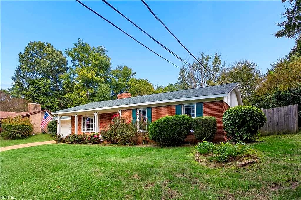 618 Haystack Landing RD, NEWPORT NEWS VA 23602 - Photo 4