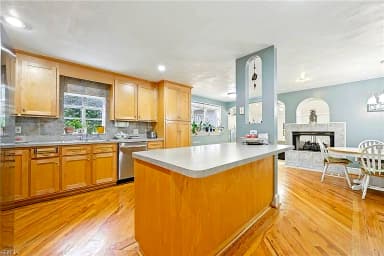 214 Sir Oliver RD, NORFOLK VA 23505 thumb 10