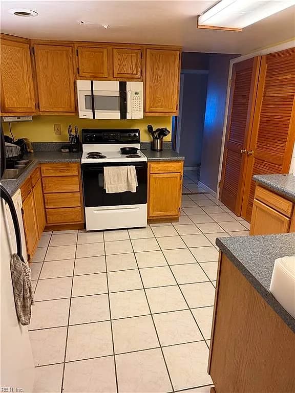 985 Birch Rd RD, VIRGINIA BEACH VA 23462 - Photo 5