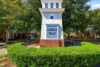 8352 N View BLVD, NORFOLK VA 23518 thumb 1