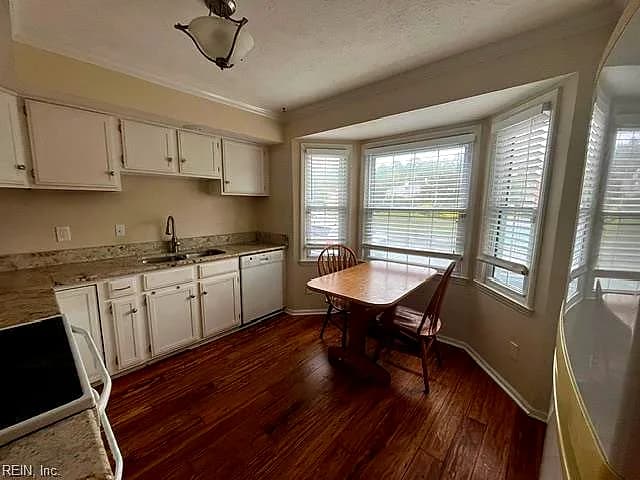 105 Burnt Bridge WAY, YORKTOWN VA 23692 - Photo 4