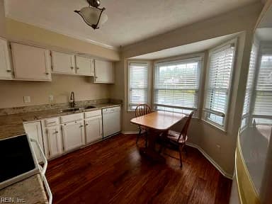 105 Burnt Bridge WAY, YORKTOWN VA 23692 thumb 4