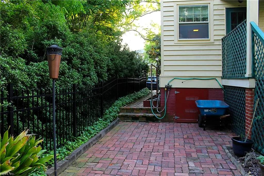 413 Washington ST, PORTSMOUTH VA 23704 - Photo 4