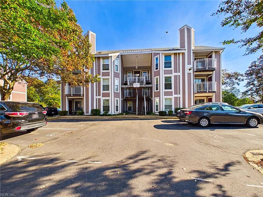 512 24th ST #301, VIRGINIA BEACH VA 23451 - Main photo