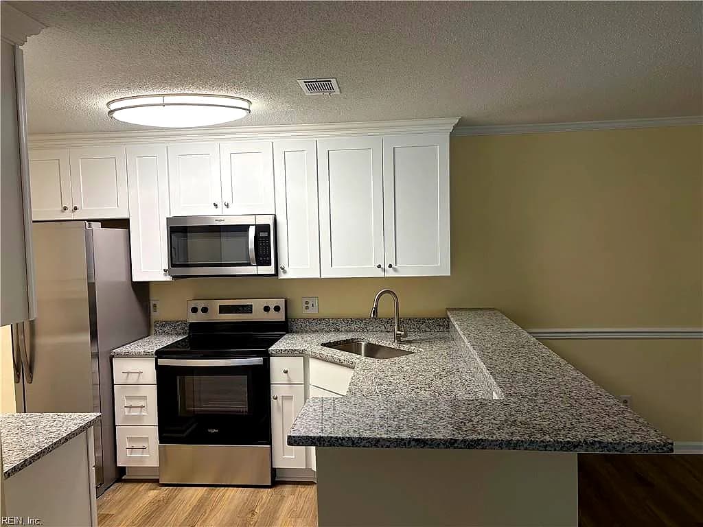 880 DRIFT TIDE DR, VIRGINIA BEACH VA 23464 - Photo 2
