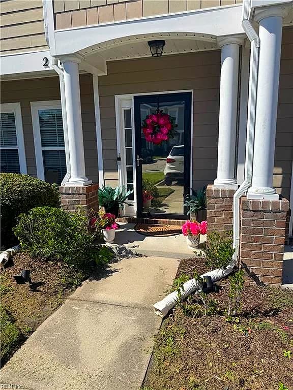 221 Bonneys QUAY, VIRGINIA BEACH VA 23462 - Photo 2