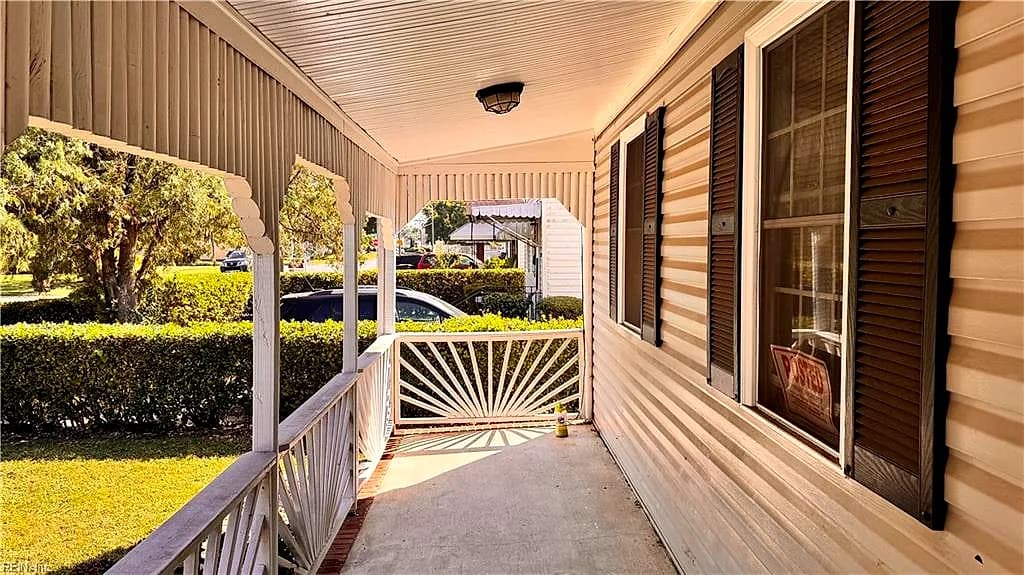 942 Douglas Avenue AVE, PORTSMOUTH VA 23707 - Photo 4
