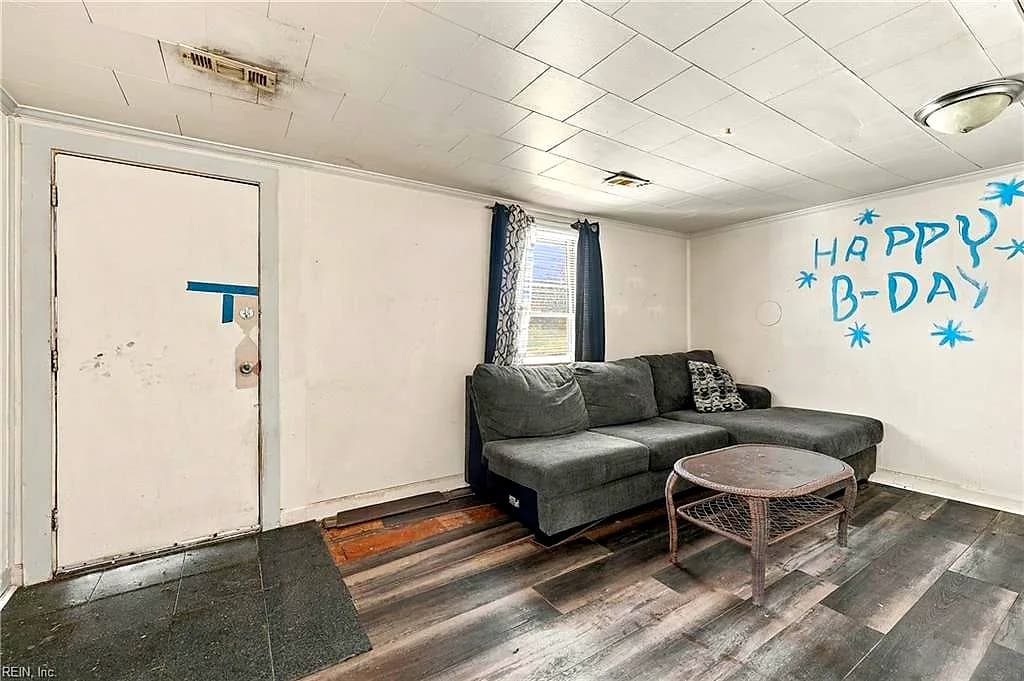 2508 Shell RD, HAMPTON VA 23661 - Photo 5
