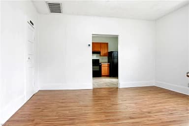 104 messick RD, POQUOSON VA 23662 thumb 9