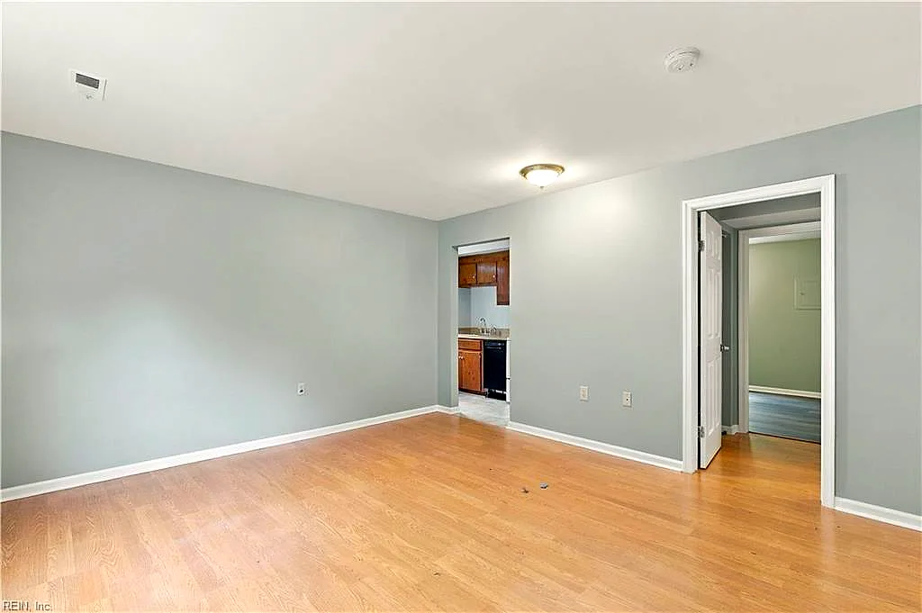 6661 Cedar Lake DR #8, GLOUCESTER VA 23061 - Photo 3