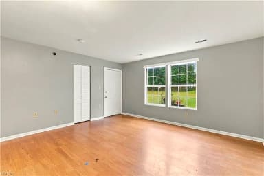 6661 Cedar Lake DR #8, GLOUCESTER VA 23061 thumb 5