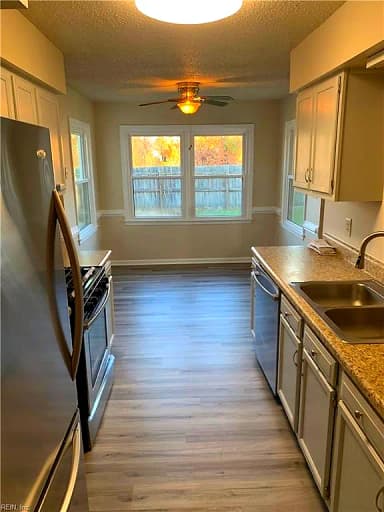 524 Stuart CIR, NORFOLK VA 23502 thumb 11