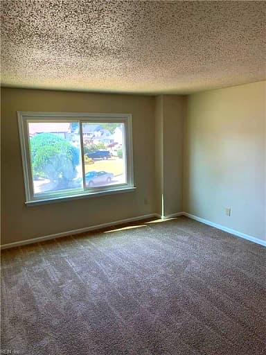 524 Stuart CIR, NORFOLK VA 23502 thumb 10