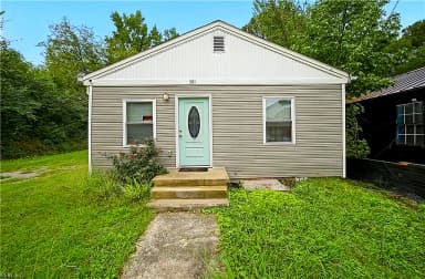 301 Bullock ST, SUFFOLK VA 23434 thumb 2