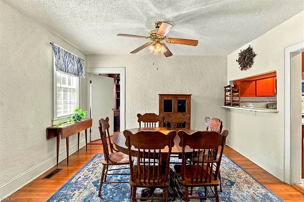 1215 Azalea CT, NORFOLK VA 23507 - Photo 5