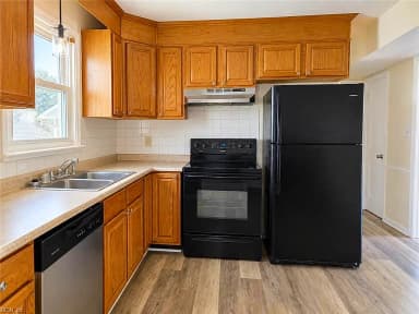 103 Arrollton DR, HAMPTON VA 23666 thumb 6