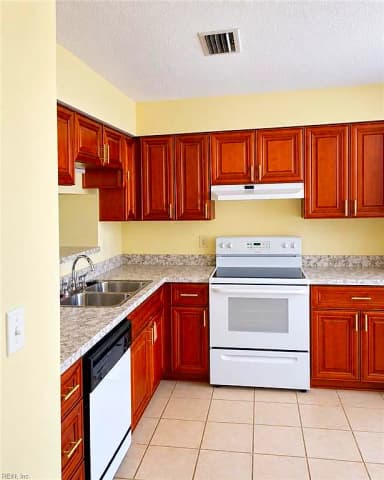 2920 Szetela CT, HAMPTON VA 23666 thumb 5