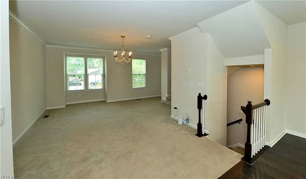1093 Fleming DR, VIRGINIA BEACH VA 23451 - Photo 5